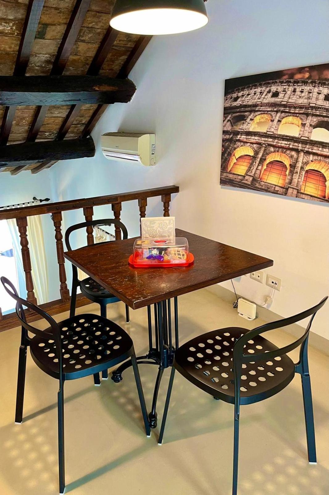 Calisto 6 Acomodação com café da manhã  Roma