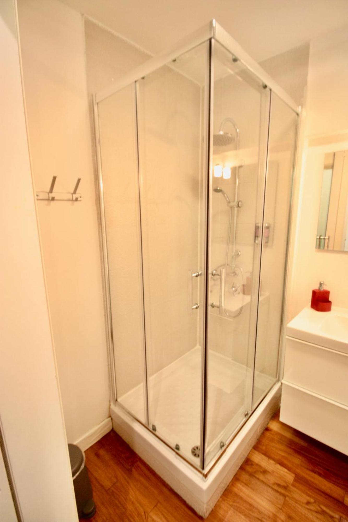 Calisto 6 Bed and breakfast